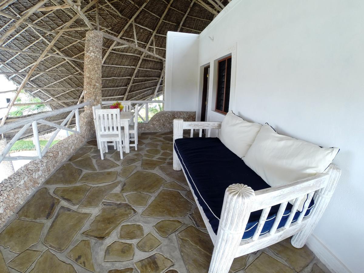 Nyumba Ya Afrika Acomodação com café da manhã Watamu Exterior foto